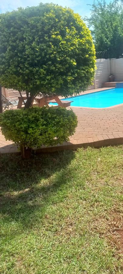 Lime Court Two Apartment Pretoria Exterior photo